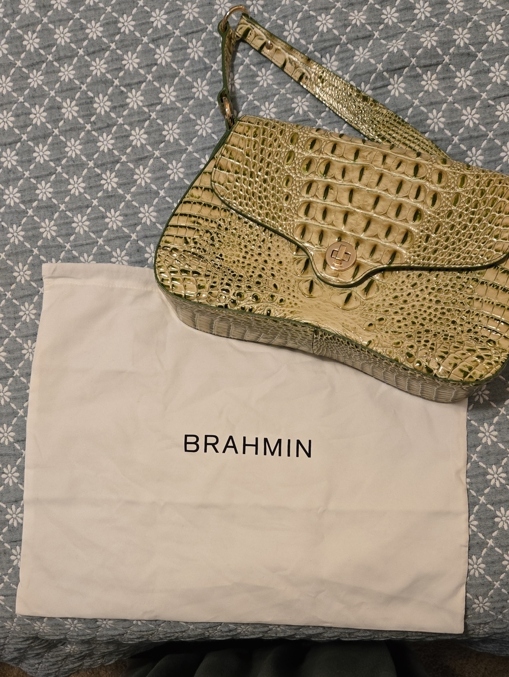 Like New Brahmin Fern Green Croc-Embossed Shoulder Bag